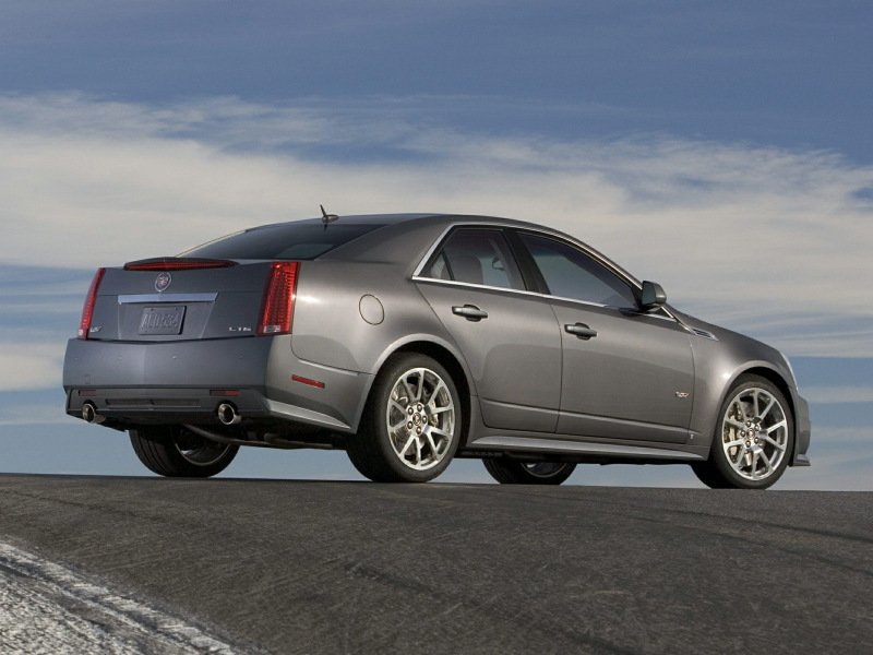 2013 Cadillac CTS-V Price, Photos, Reviews & Features