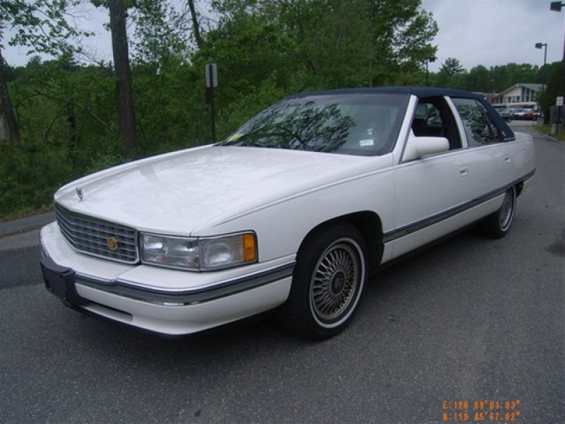 1994 Cadillac Deville For Sale in Hudson, MA - 1g6kd52b8ru287668