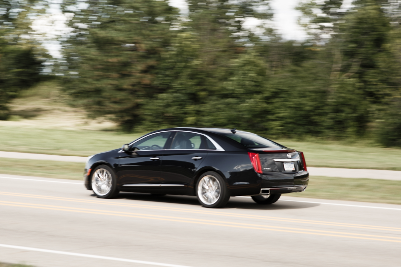 2014 Cadillac XTS V sport rear left side view 3