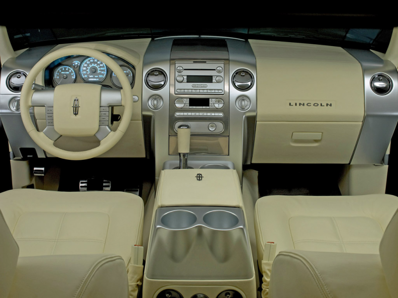 2006 Lincoln Mark LT - Dash - 1024x768 Wallpaper