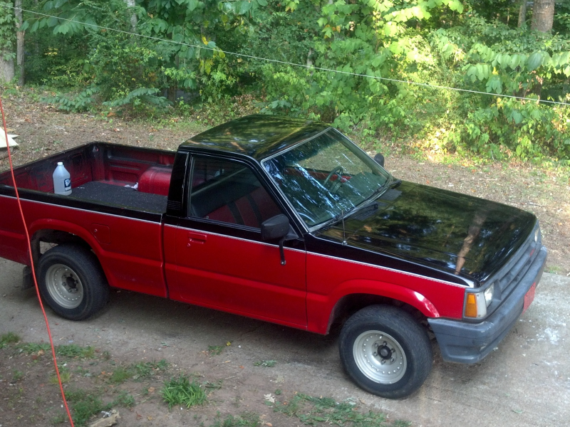 1986 Mazda B2000 Overview