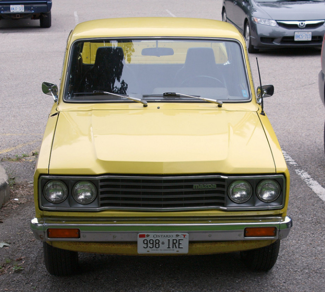 1981 Mazda B2000 pickup