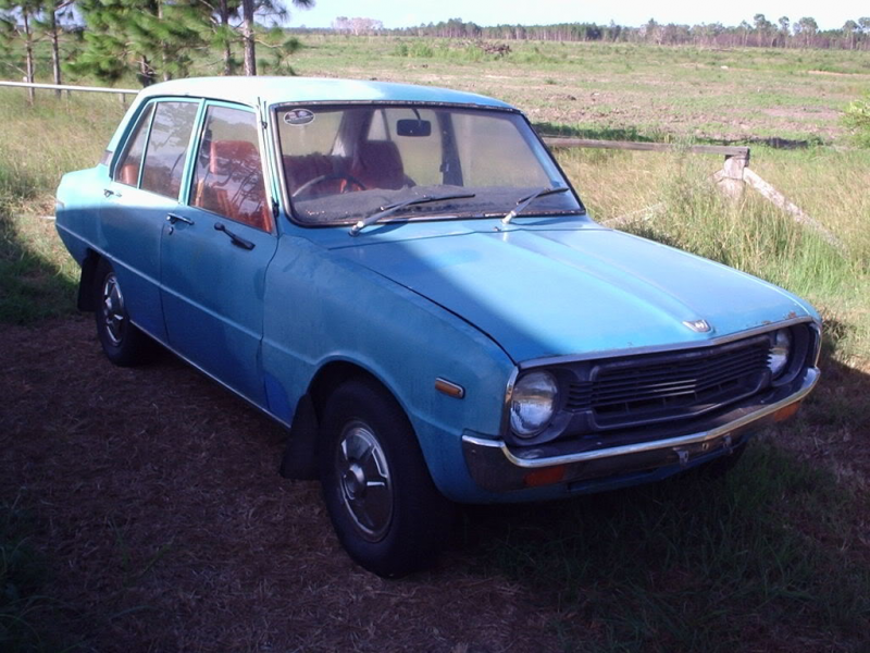 Mazda 1300 photos: