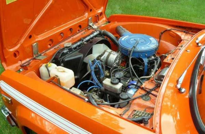 1975-mazda-rotary-engine-pickup-rotary-engine.jpg