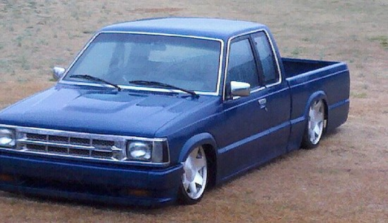 91 bagged b2600 extended cab with chrome caddy wheels for sale or ...
