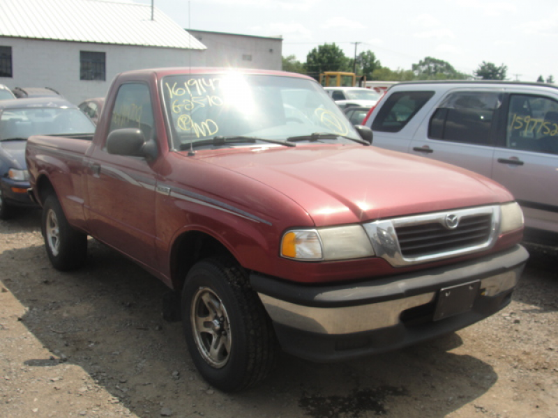 Learn more about 1998 Mazda B2500.