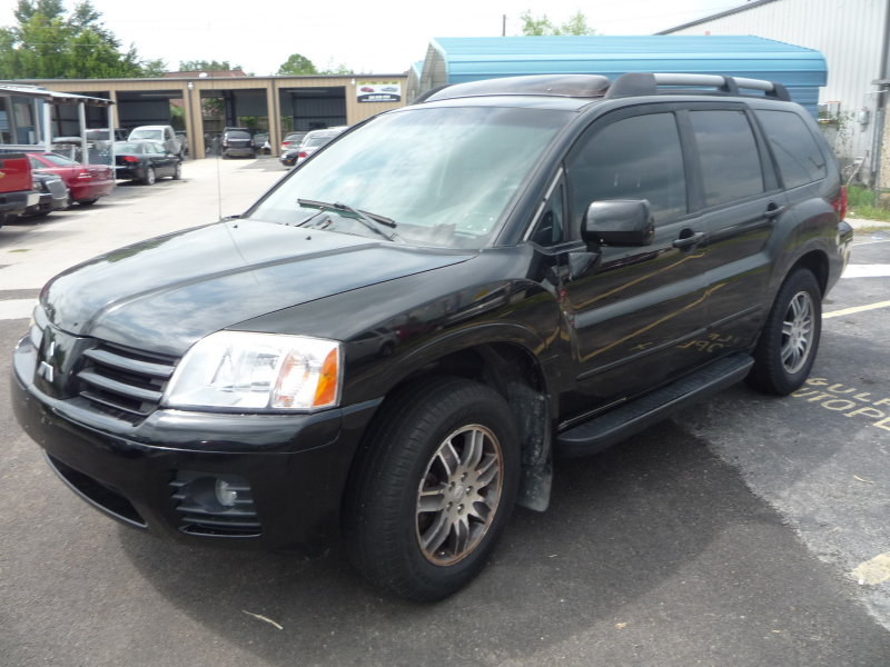 Picture of 2004 Mitsubishi Endeavor Limited, exterior