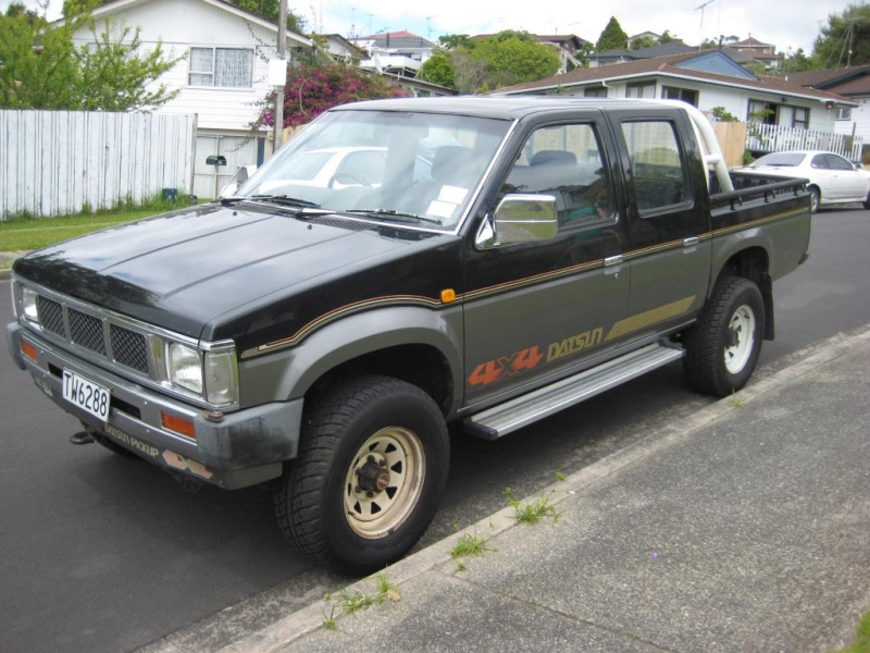jasongoertzen’s 1990 Nissan D21 Pick-Up