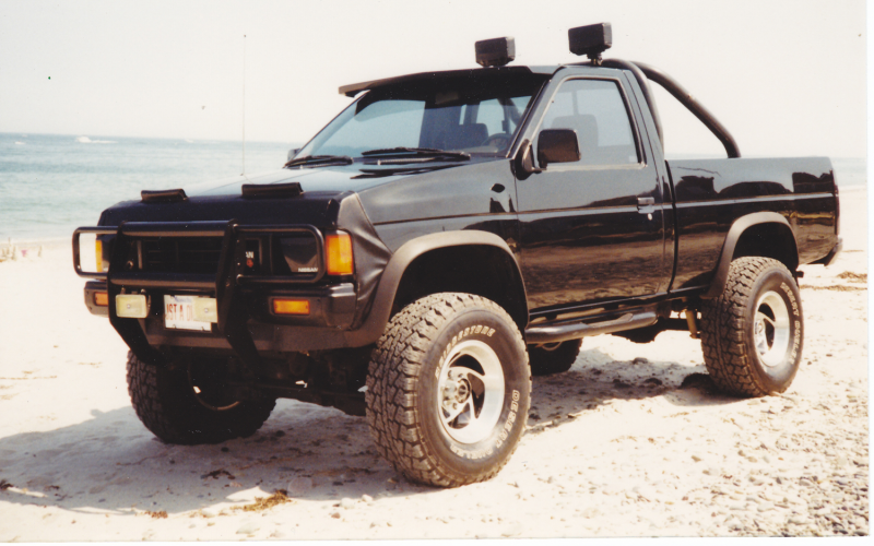 1986 Nissan Hardbody 4X4 Hutchison 01