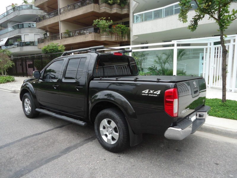 Learn more about 2011 Nissan Frontier Manual.