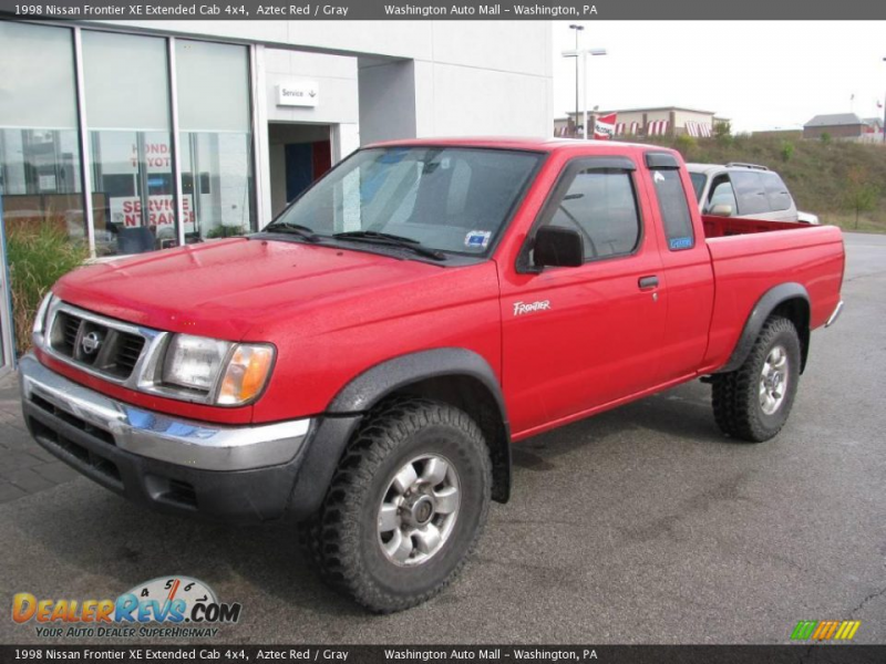 1998 Nissan Frontier XE Extended Cab 4x4 Aztec Red / Gray Photo #2