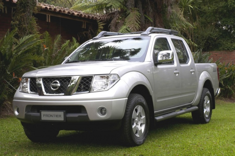 Nissan Frontier extended cab pinned from www.true-start.com