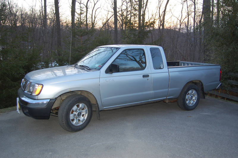 Picture of 2000 Nissan Frontier 2 Dr XE Extended Cab SB, exterior