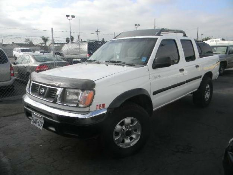 2000 Nissan Frontier 4WD $6,500