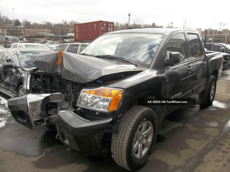 Nissan Titan 4 Door 4x4 Stop Buy And Take A Look At This Deal Titan ...