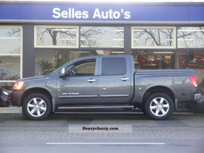 2012 Nissan Titan LE CrewCab 4wd V8 5.6 2012 Van or truck up to 7.5t ...