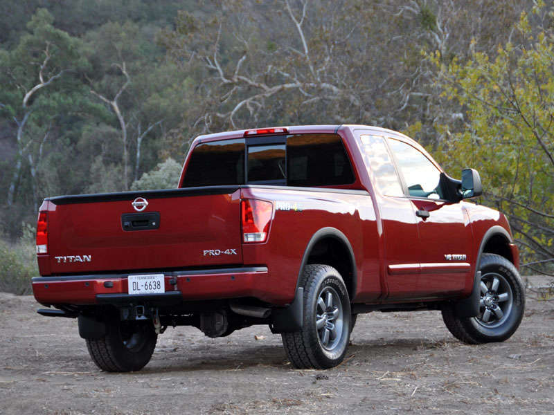 2014 Nissan Titan Road Test and Review: Pros and Cons