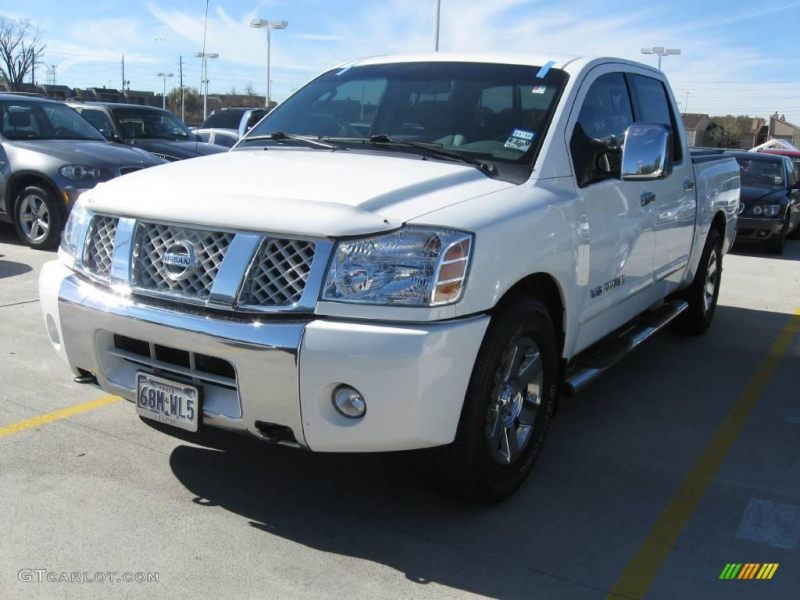 2007 Nissan Titan LE Crew Cab - White Color / Graphite Black/Titanium ...