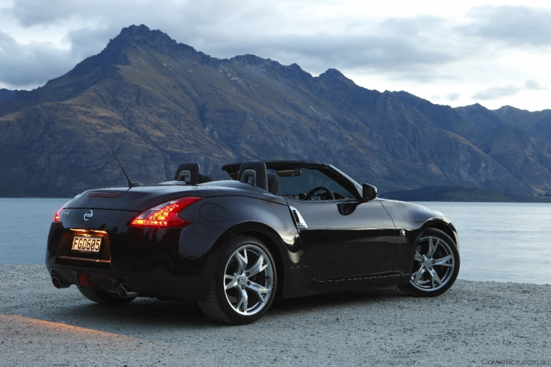 2010 Nissan 370Z Roadster launched - Photos (1 of 97)