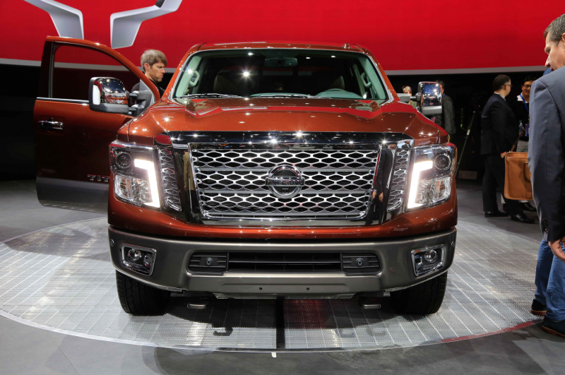 Refreshing or Revolting: 2016 Nissan Titan Photo Gallery
