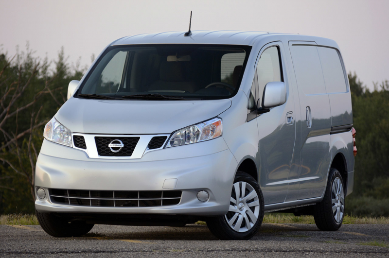 2013 Nissan NV200: Review Photos