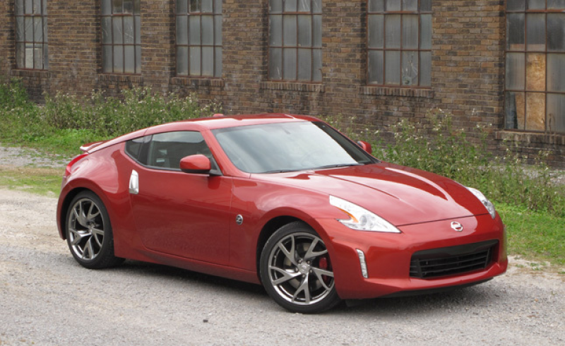 2014 Nissan 370Z Review