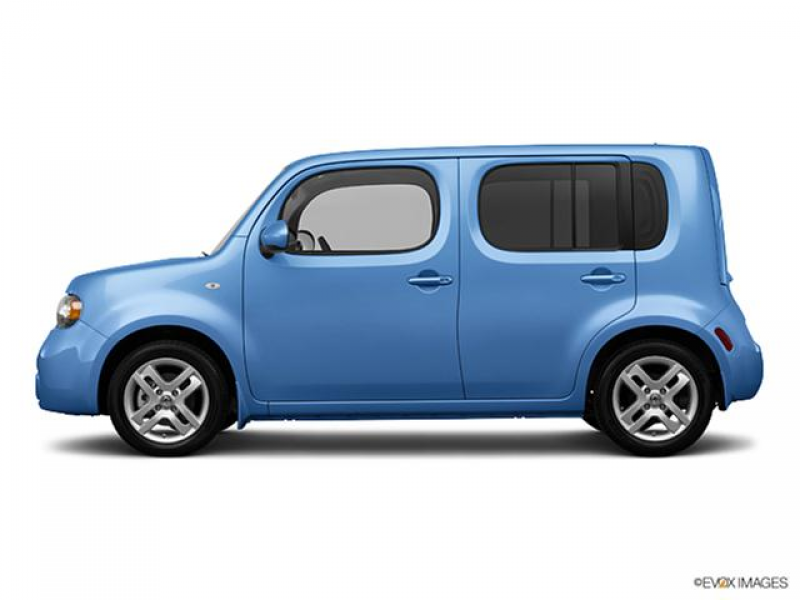 Photos and Videos: 2013 Nissan cube Wagon Colors