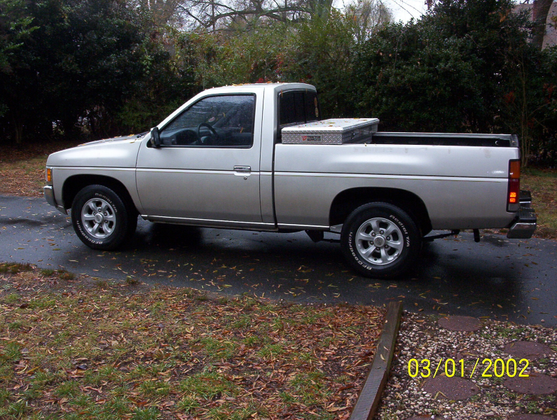 Picture of 1996 Nissan Truck