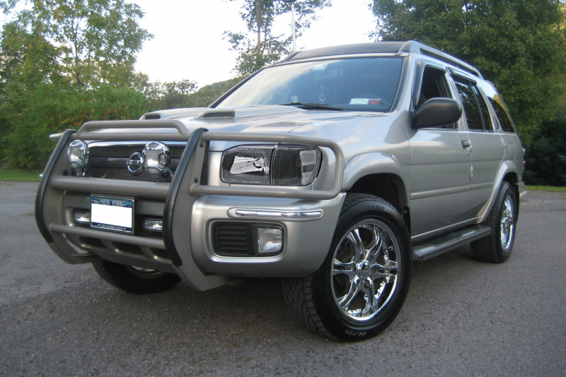 Picture of 2002 Nissan Pathfinder SE 4WD