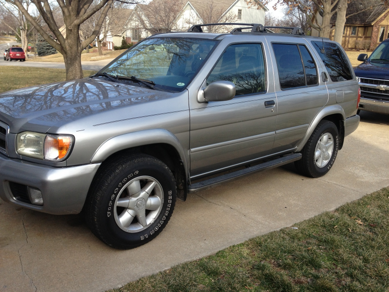 Picture of 2001 Nissan Pathfinder LE, exterior