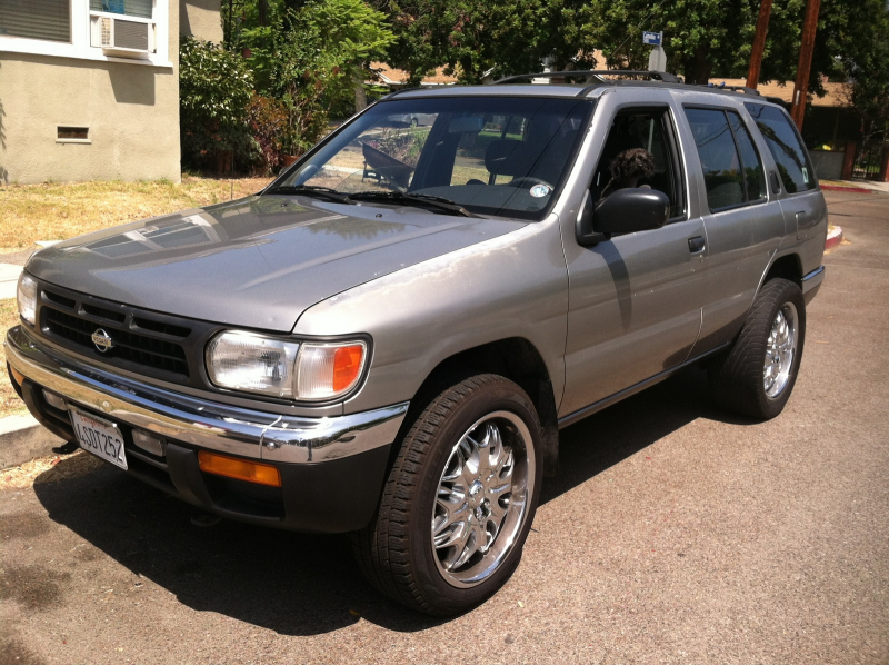 Picture of 1998 Nissan Pathfinder 4 Dr LE 4WD SUV, exterior