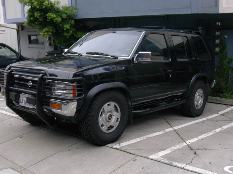 1994 Nissan Pathfinder LE
