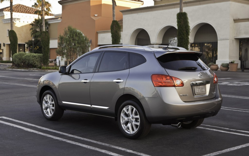 2013 Nissan Rogue Nice Small Crossover