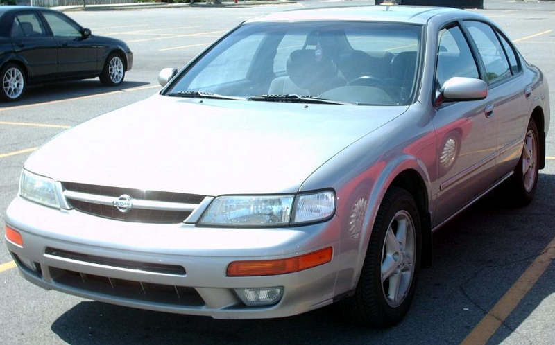 Description 1997-1999 Nissan Maxima.jpg
