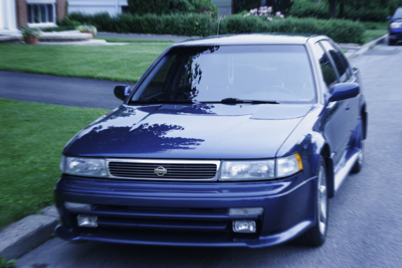 Picture of 1993 Nissan Maxima GXE