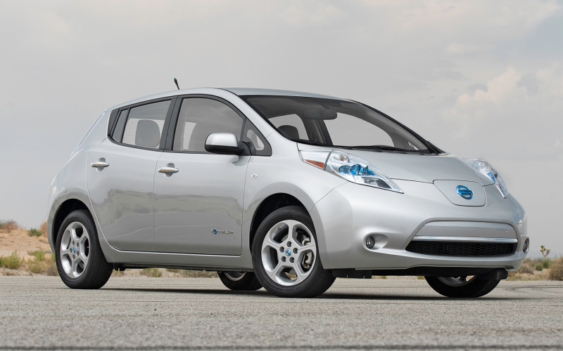 2012 Nissan Leaf Front View