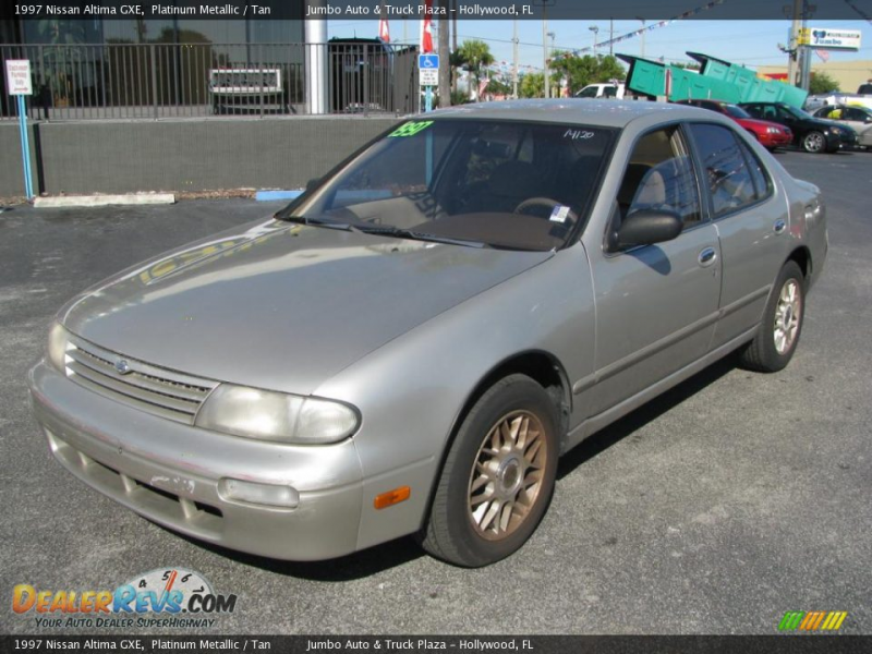 1997 Nissan Altima GXE Platinum Metallic / Tan Photo #5
