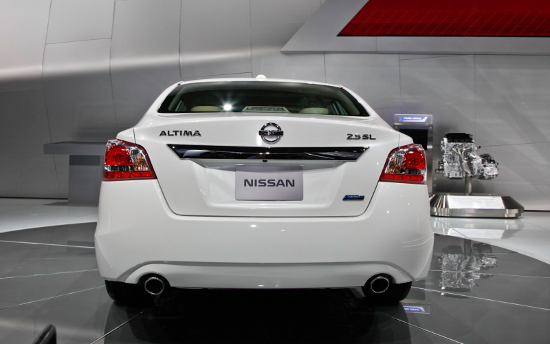 2013 Nissan Altima Photo Gallery