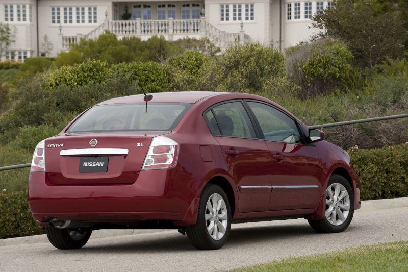 2010 Nissan Sentra Gets a Facelift and New Tech Features