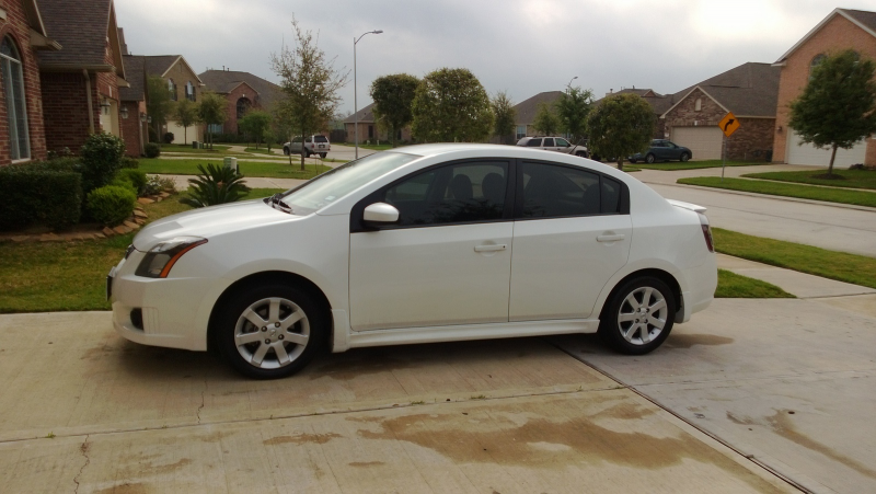 Picture of 2011 Nissan Sentra 2.0 SR, exterior