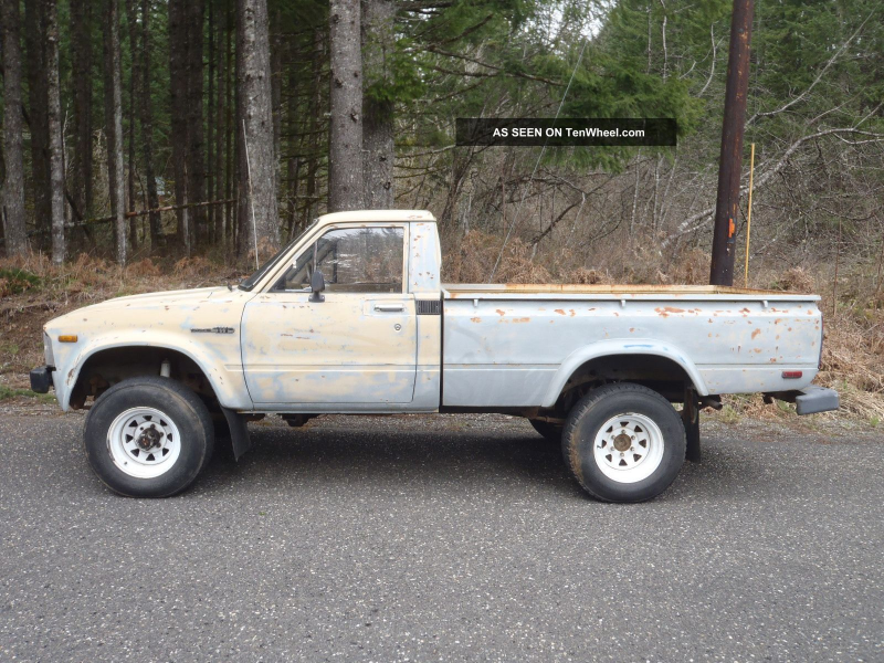 1981 Toyota Pickup Truck 4x4 22r Hilux Other photo