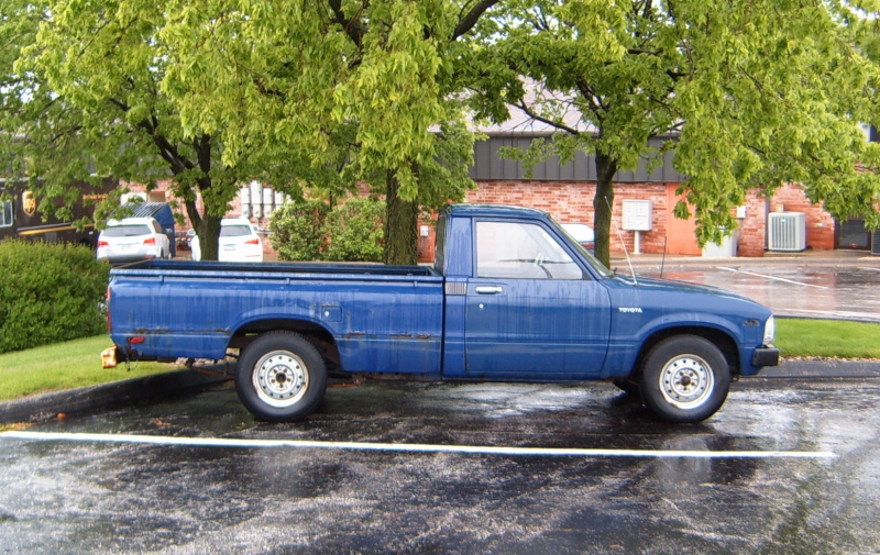 Curbside Classic: 1982 Toyota Truck – When Compact Pickups Roamed ...