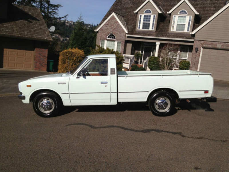 Owner 1977 Toyota Long Bed Pick-Up