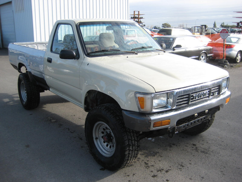 1989 Toyota Pickup - Parts Car