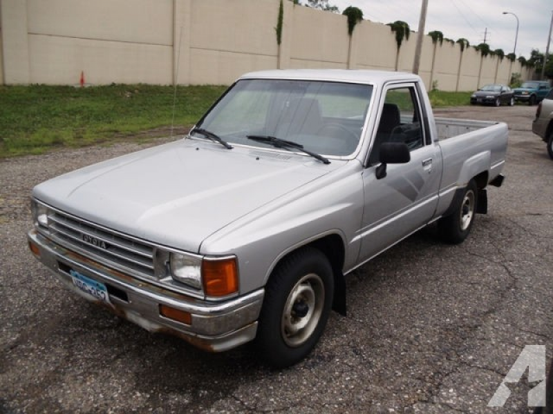 1988 Toyota Pickup for sale in Minneapolis, Minnesota