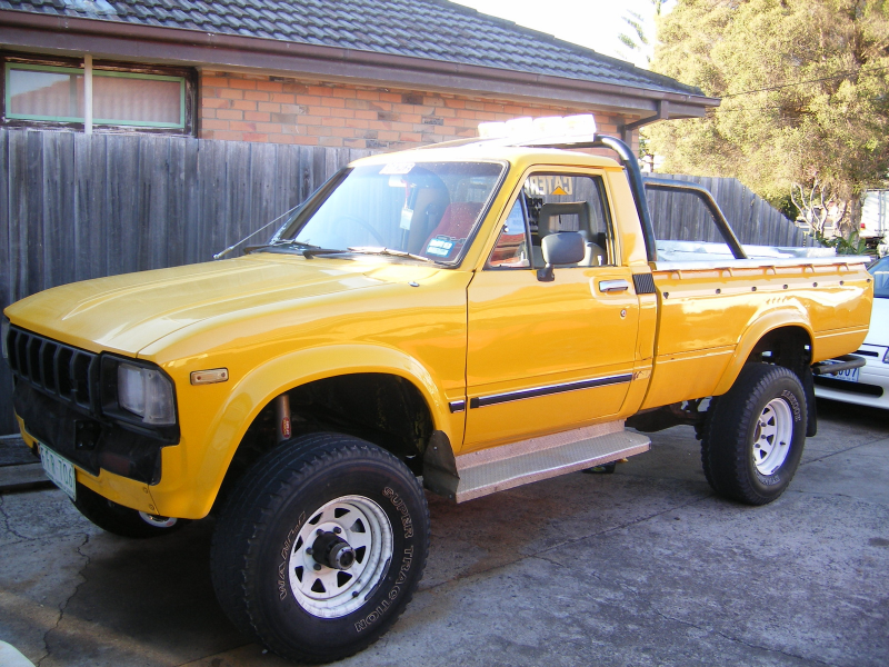 Picture of 1982 Toyota Hilux, exterior