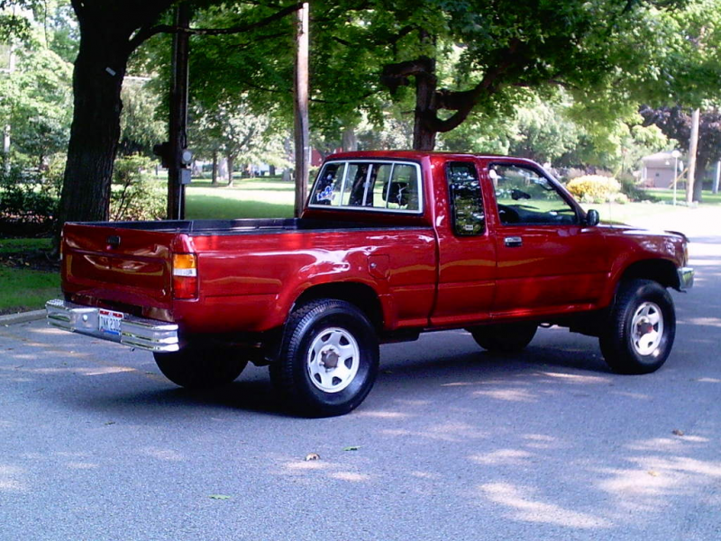 1992 Toyota Pickup 2 Dr Deluxe Extended Cab SB picture, exterior