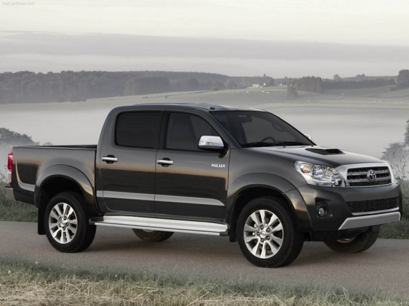 2014 Toyota Hilux changes