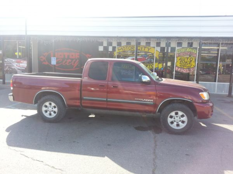 2004 toyota tundra Pickup Truck For Sale in Lafayette - $8,990.00