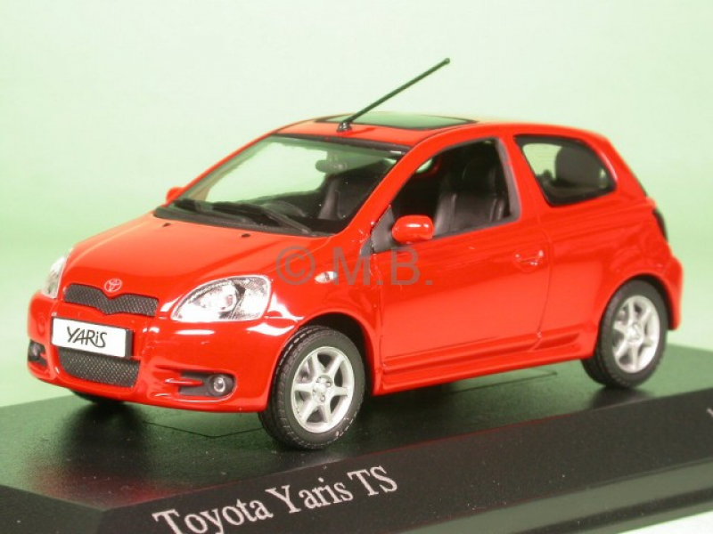 Details about Toyota Yaris 2001 red diecast model car Minichamps 1/43